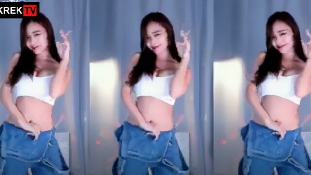 Mahasiswi Manja Bikin Kosan Pacar Jadi Surga Kecil Saat Bolos Kuliah